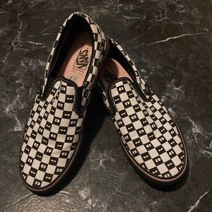 2018 Limited Edition Vans x Lazy Oaf Collaboration